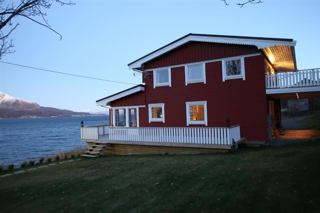 Innsletta Holiday Home 哈尔斯塔 外观 照片